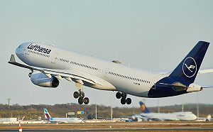 漢莎航空拒載中國客？ 網友稱全機就卡一人 遭網爆罵造謠