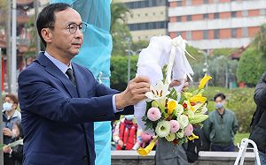 徐巧芯放話考慮不從政 遭疑「情緒勒索」 朱立倫：團結最重要