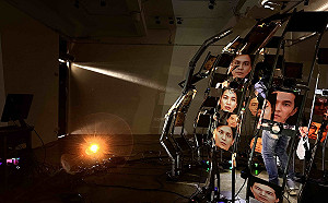 228連假到435藝文特區與《耳語》AI數位互動雕塑、賞假日電影院