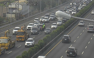 228連假第2天旅遊車潮湧現！國道、省道地雷路段一次看