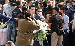 「下跪道歉」抗議聲中 蔣萬安：以市長身份為228傷痛致歉 