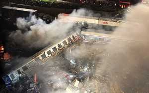 希臘火車對撞事故 值班站長延至今日出庭