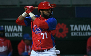 天下一品內野手！阿魯巴耶納盼來台