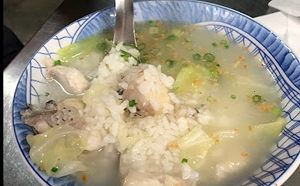 一碗粥的故事！8人點一碗粥挨批「佔位」  店家澄清：沒有口氣不好