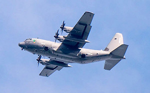 刻意曝光！美「空中砲艇」特戰攻擊機現身「柚木刀」 威懾「斬首行動」