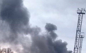 烏軍「大規模襲擊」！克里米亞、馬里烏波爾機場皆傳爆炸 天空火光一片