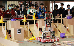 新北號召全國FRC熱血高中生組隊打模擬賽