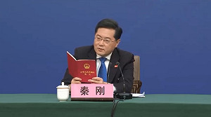 此秦剛非彼秦剛? 明報 : 華盛頓郵報搞烏龍 出版社那個只是同名同姓