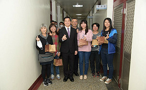 向女性同仁致敬 高市警局長親自祝賀婦女節