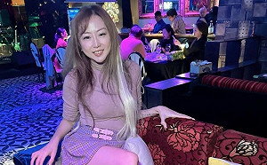 迎賓妹遭指「想當黑幫夫人」！網紅T妹不滿回嗆：汙名化單純工作