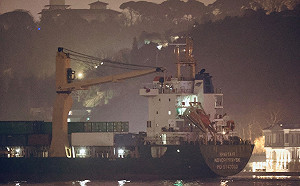 (影) 退出穀物協議後首次！俄向非烏克蘭貨船開火 烏國：俄軍像海盜一樣