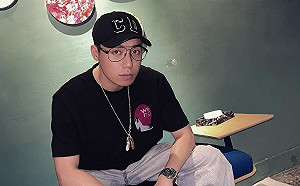 不滿被針對！Toyz揭館長「電商套路」嗆：賣的東西都垃圾