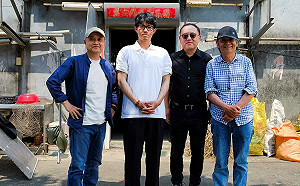 疫後影劇拍攝蓬勃發展  史哲上任滿月南下高雄探班劇組