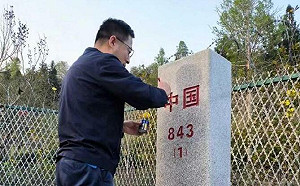 昔日戰狼被發配至邊疆「刷油漆」 趙立堅遭網酸 : 偷著樂