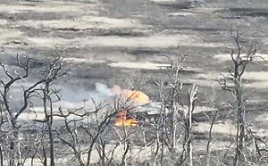 (影)俄軍強攻巴赫姆特不到一週陣亡破千! 兩輛BMP步兵戰鬥車遭摧毀