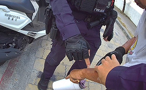 家人電話刺手臂防走失   妙招助六旬翁安全返家