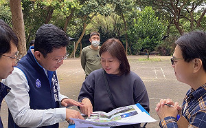 新北議員金瑞龍邀集各單位會勘  打造中和嘉穗公園成全齡化共融特色 