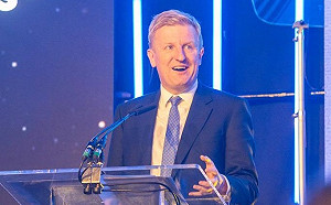 背後的中國不可信！英國緊隨歐美 明令政府禁抖音