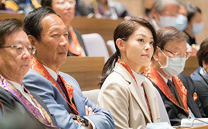 首次市府合體！才簽連署書挺柯文哲　被問「力挺郭董？」高虹安回應了 