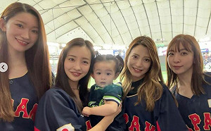 日本隊勝利女神！板野友美到場觀戰