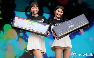 金士頓巡迴體驗車首航 籃籃、琳妲出席擔任星艦大使