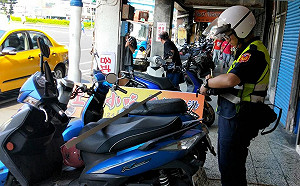 基隆開放騎樓停機車！人行空間剩1.3公尺 交通部說話了