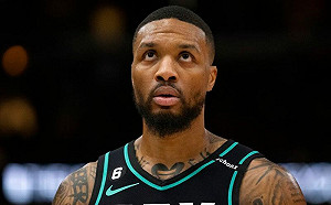 Lillard提前休戰　拓荒者面臨抉擇