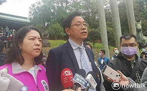 「擺拍狒狒」專委請辭獲准 張善政：犯過錯是遺憾的事 也必須做處置　