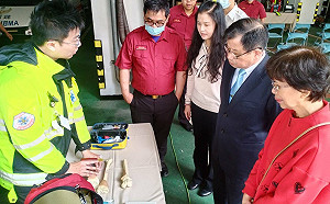 天得歐氏慈善基金會回饋社會 新北消防局舉辦捐贈典禮 