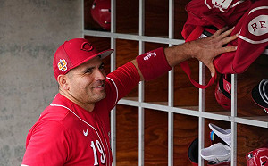 紅人神主牌左肩受傷 無緣開幕戰