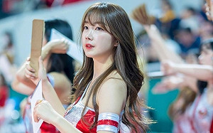 韓職「國民女神」安芝儇宣布退出樂天巨人！網暴動：拜託來台灣