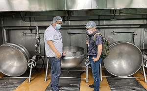 新北全國首創「中高齡者及高齡者友善職場」認證 