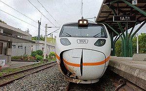 牛隻誤闖鐵軌產生安全隱憂！王國材：將要求台鐵加強巡查