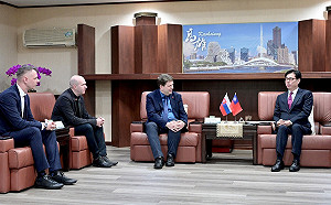 斯洛伐克舊城市長訪高雄 陳其邁：深化與夥伴城市交流