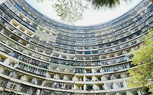 高雄果貿社區墜樓意外！女當場死亡