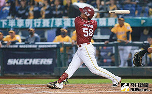 機會一閃即逝！樂天廖健富開轟致勝