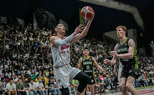 林書豪25分16助攻　率鋼鐵人贏球