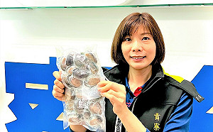 清明時節在家手作應景美食「新北貢寮鮑潤餅」