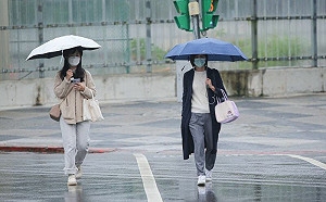 連假結束開工更憂鬱！雨彈連炸2天