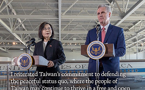 馬柯郭搶蔡英文風頭慘輸 作家：自己不覺得悲涼嗎？