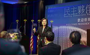 出席洛杉磯僑宴 蔡總統：一起努力讓全世界更挺台灣