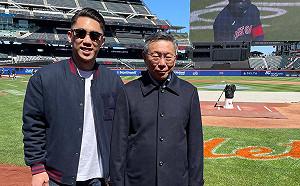 柯文哲訪美改走牛仔風 套黑衣被譏像清朝人只差辮子