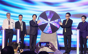 出席新生命教會 賴清德：會做神的僕人 謙卑服務國人 