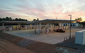 全球最大充電網！特斯拉4/10完成4萬5千支超級充電樁里程碑