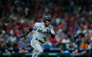 馬林魚Arraez完全打擊!隊史首次