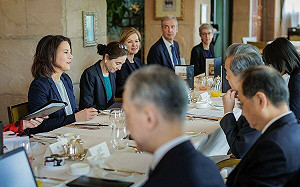 王毅促德支持統一被打臉 謝志偉：歷史上共產黨先垮