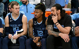 Morant右手腕受傷　目前仍感到疼痛