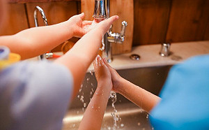 高溫讓腸病毒更活躍？醫示警3條件恐大爆發