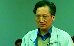 成立「情婦招募小組」！ 受審高官當庭承認愛吃「母女丼」還吃了73對