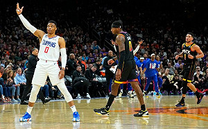 展現球星價值　威少完成關鍵防守